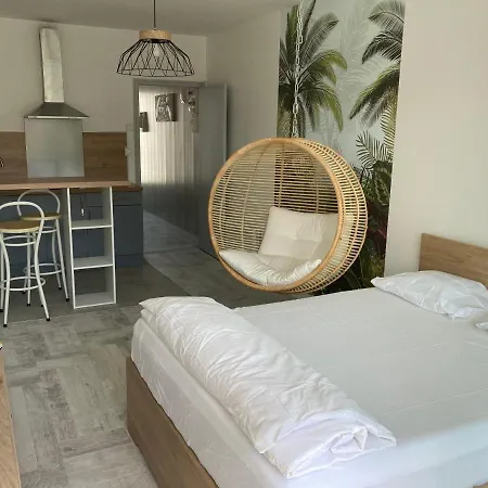 Studio Lumineux Et Calme Avec Box Velo Et Place De Parking